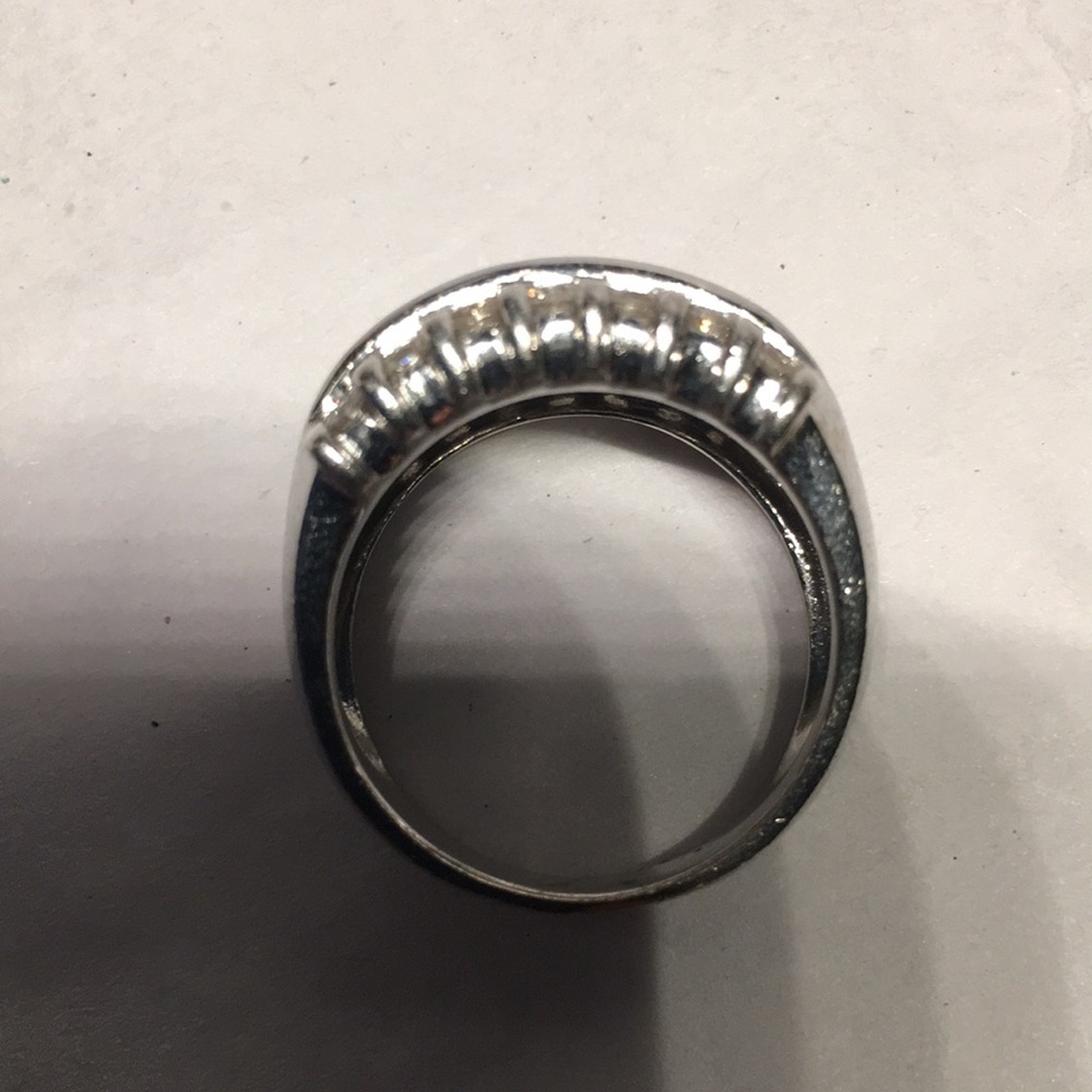 NEW 18K white gold diamonds wedding ring - Picture 7 of 8